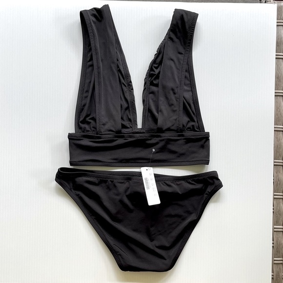 🖤👙J. Crew Plunge V-Neck Bikini Top and Bottom Set 👙 🖤 - Picture 2 of 2